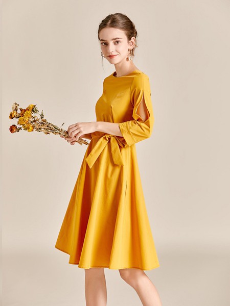 七夕節穿黃色裙裝怎么樣？什么款式更好看