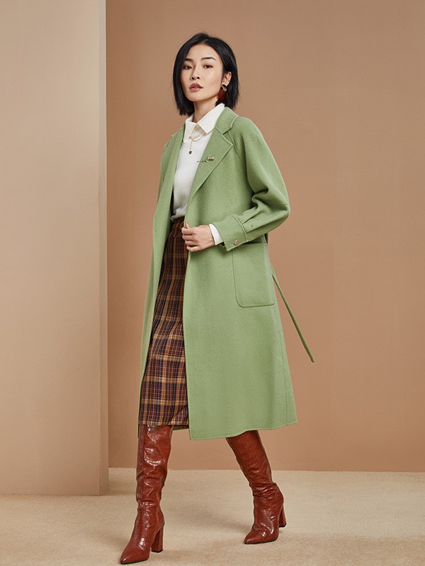 大衣篇|深秋季节选择什么颜色的大衣更好看 怎么搭配更时尚