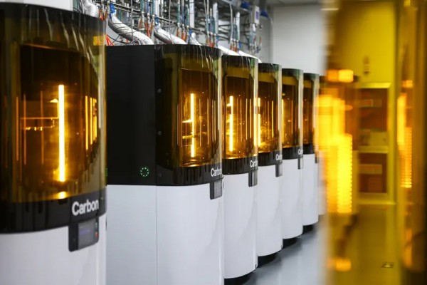 技术篇：探访阿迪达斯的3D打印工厂！