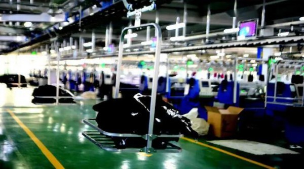 夏邑县杰瑞服饰无人车间正式启动 打造千亿级知名纺织服装产业集群