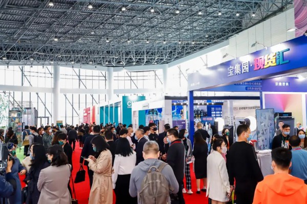 第十一届江苏（盛泽）纺织品博览会暨2022中国服装大会盛大开幕