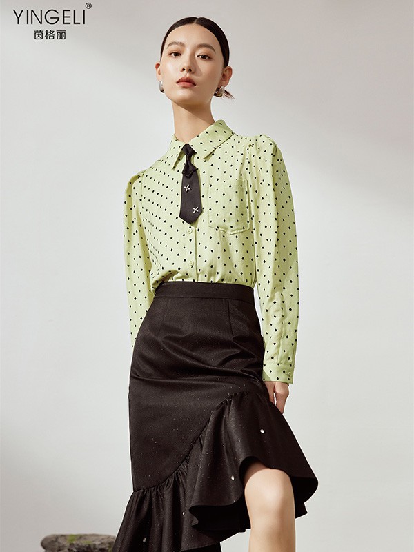 米皇羊绒羊衫毛衫品牌女装2023年秋季新款绿色波点衬衫