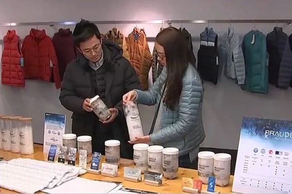 韓國著手服裝垃圾,某品牌回收了70多萬件羽絨服
