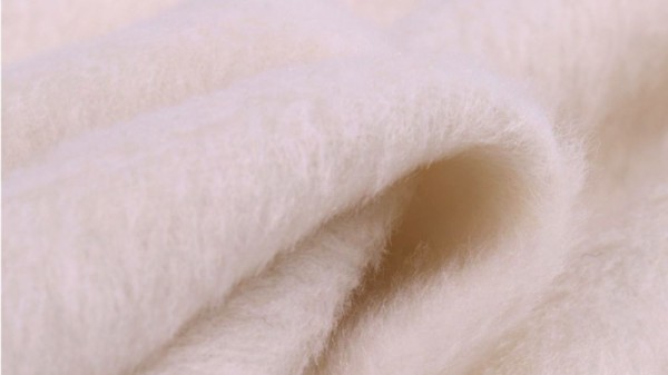 冬春必备面料 羊毛和羊绒有什么不同你知道吗