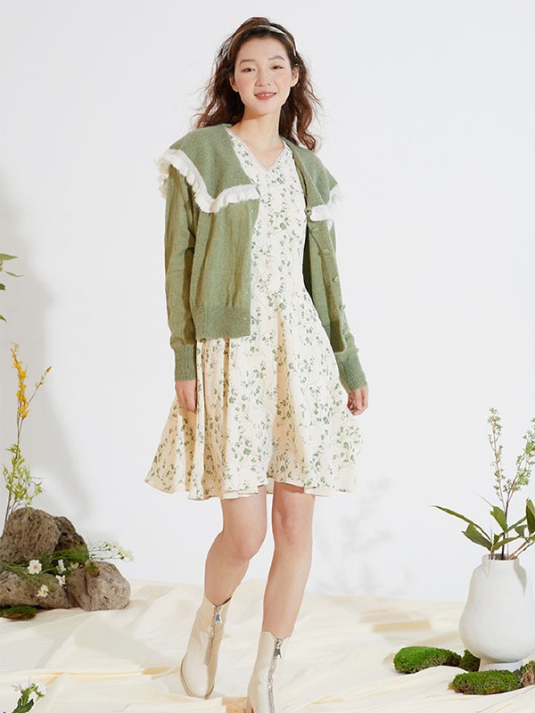 五色风马女装品牌装2022春夏季新款豆绿色外套