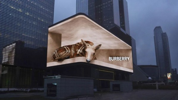 奢侈品系列|BURBERRY发布全新3D广告