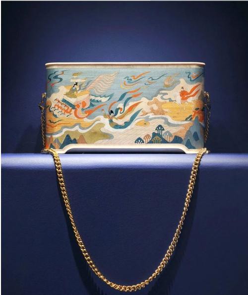 王府中环中国顶级奢侈包袋品牌端木良锦|独有的精巧木质手袋