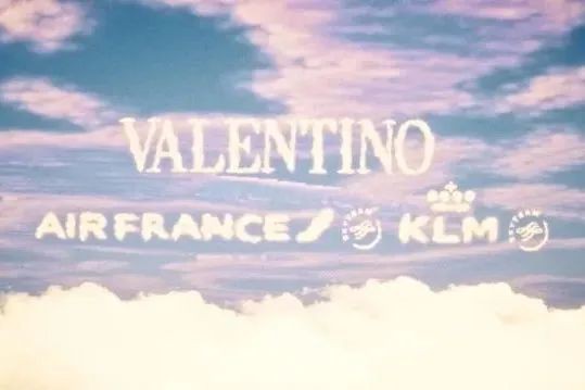 Valentino宣布加入由法航和荷航推动的可持续航空燃料企业计划