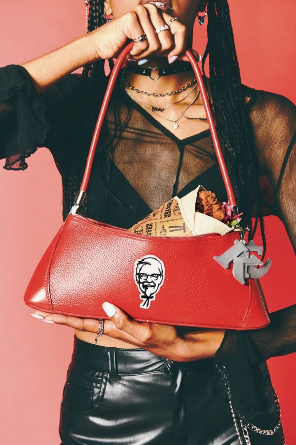 KFC 肯德基推出意大利皮革制限量手袋