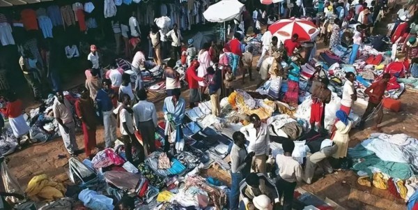 中国人捐献的旧衣服,正在杀死非洲的经济？
