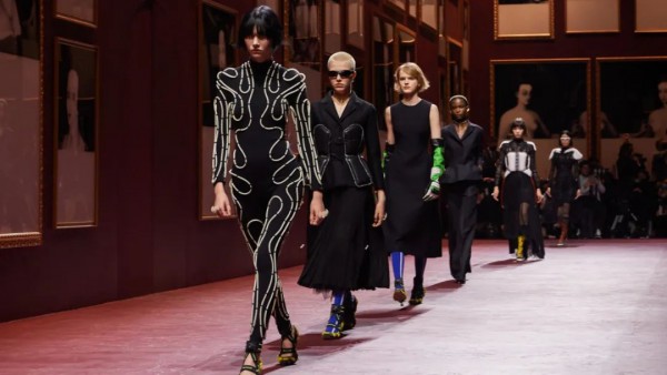 Dior成2022秋季热度最高的奢侈品牌