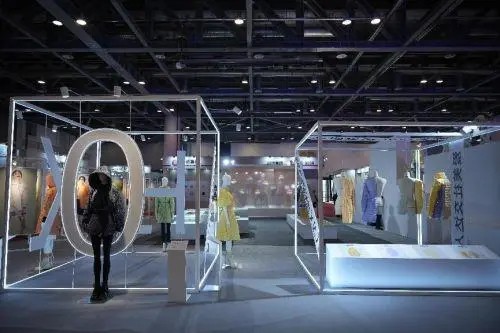 羽絨服品牌艾萊依攜新品參加第26屆中國國際羽絨博覽會