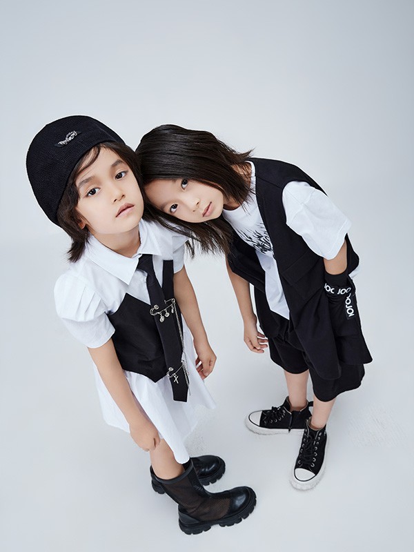 全球童装流行趋势:适合年轻时尚达人的款式,舒适度和可持续性
