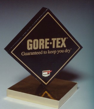 GORE-TEX品牌 “保证使您干爽” 承诺35周年  底气源自性能持久