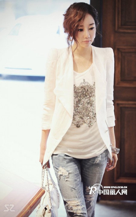 韩国SZ新品 优雅时尚垫肩耸肩白色小西装 立体剪裁修身外套