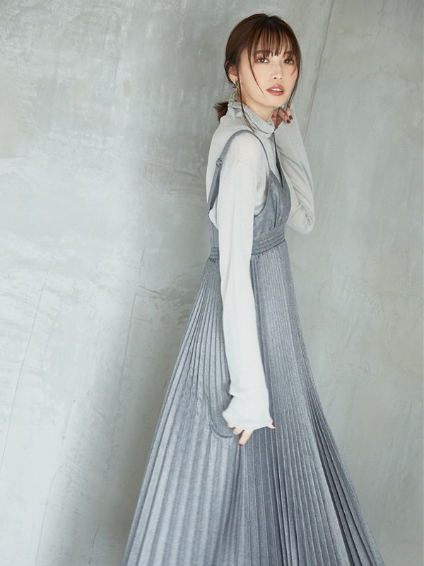 COCODEAL女装2020秋冬季灰色纯色吊带裙