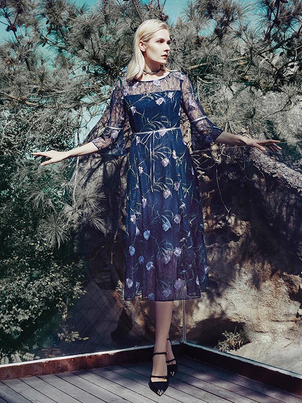 露·玛莉先女装2020春夏季藏蓝色印花连衣裙