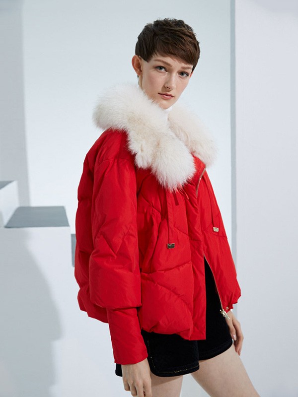 美言女装2020秋冬季红色带毛领外套