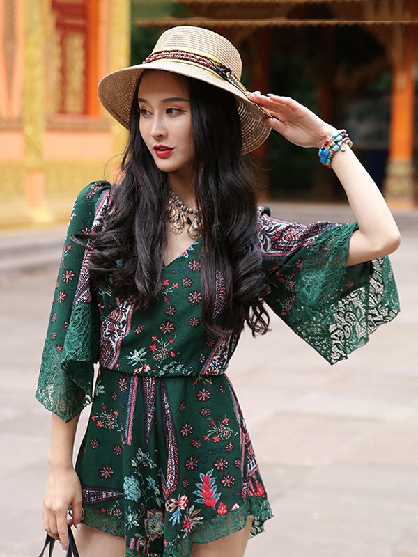 点击查看下一张两人故事女装图片