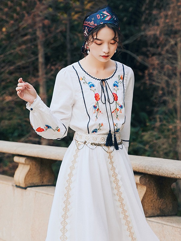 点击查看下一张两人故事女装图片