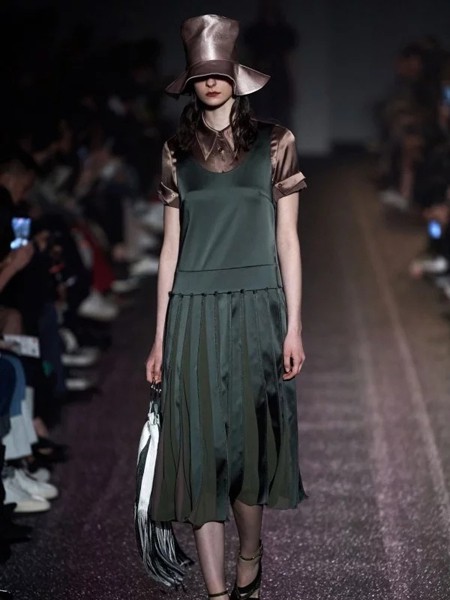 XUZHI女装2020春夏季墨绿色撞色连衣裙