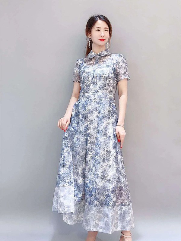 石库门S.K.Door女装2020夏季蓝色收腰连衣裙