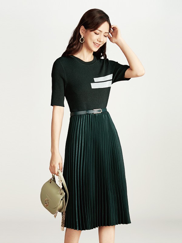 优美世界女装2020秋季墨绿色纯色半身裙