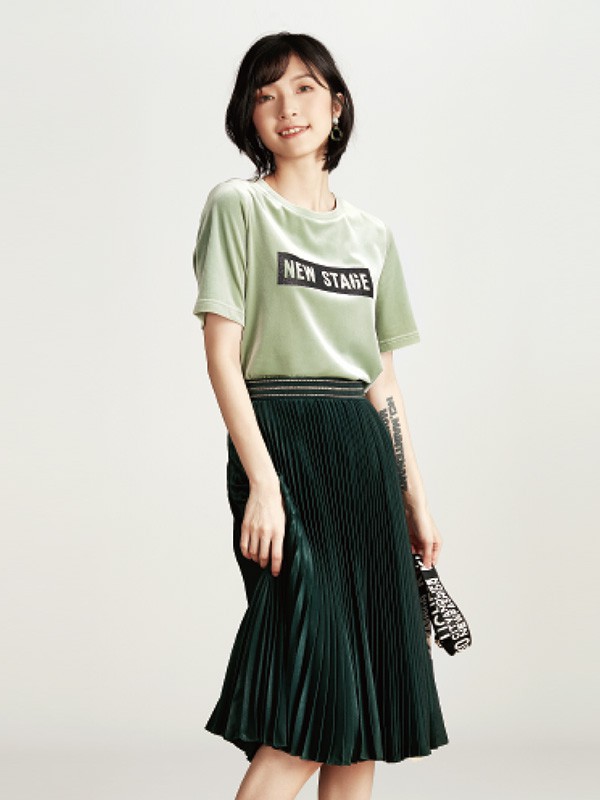 优美世界女装2020夏季绿色印花T恤