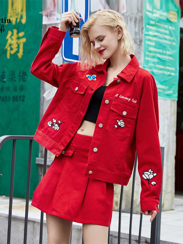 玛玛绨女装2020秋季红色外套