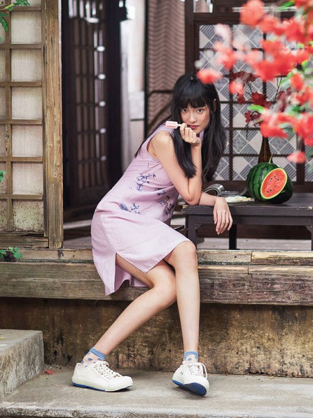 点击查看下一张非鱼女装图片