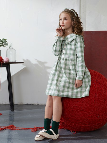 青蛙王子童装2020秋冬季绿色格子连衣裙