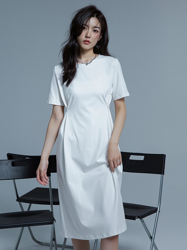 IAZ2022春夏季白色收腰连衣裙