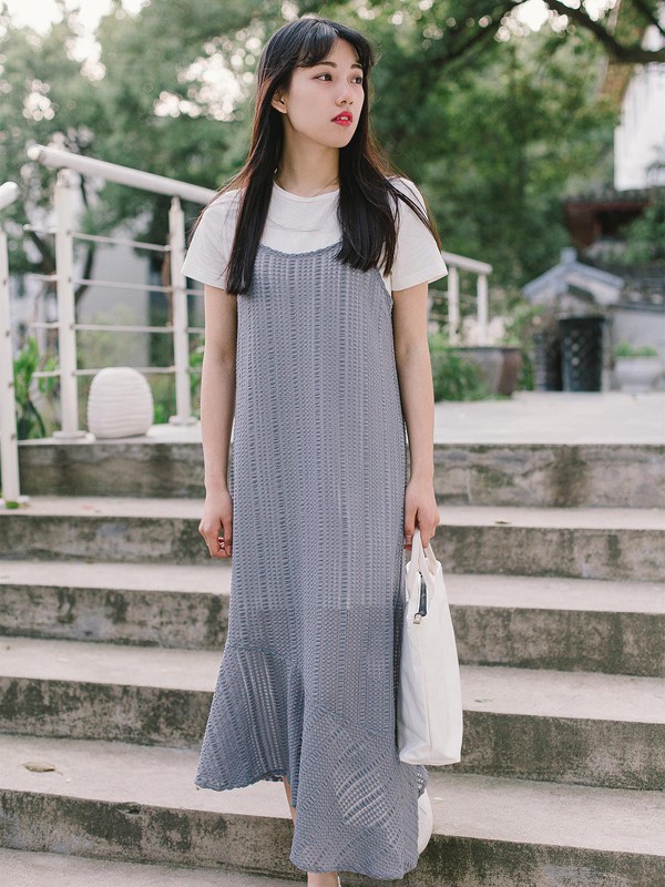 沐沢女装2022春夏季灰色纯色吊带裙
