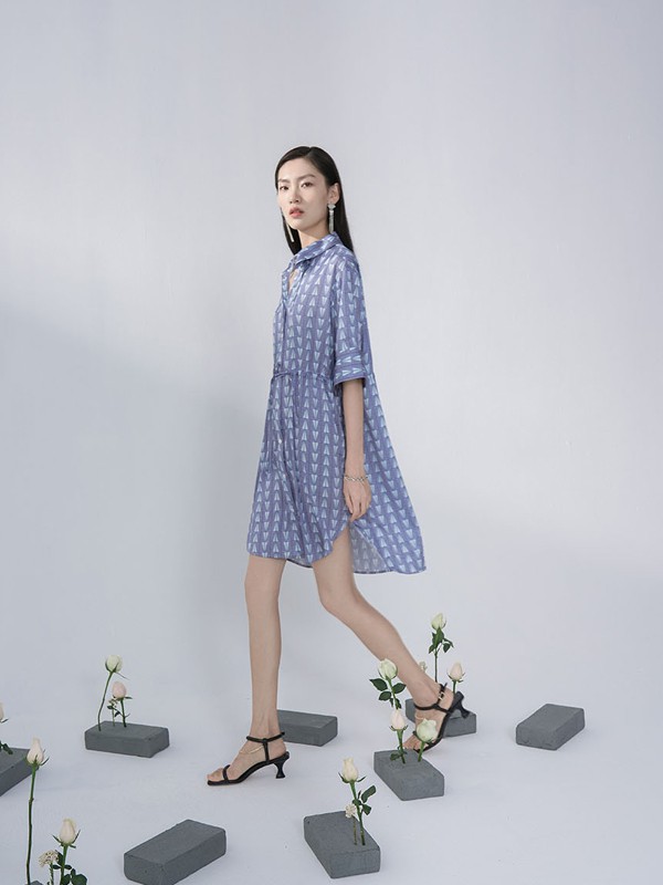 FIFI&LILY2022春夏季蓝色印花衬衫裙
