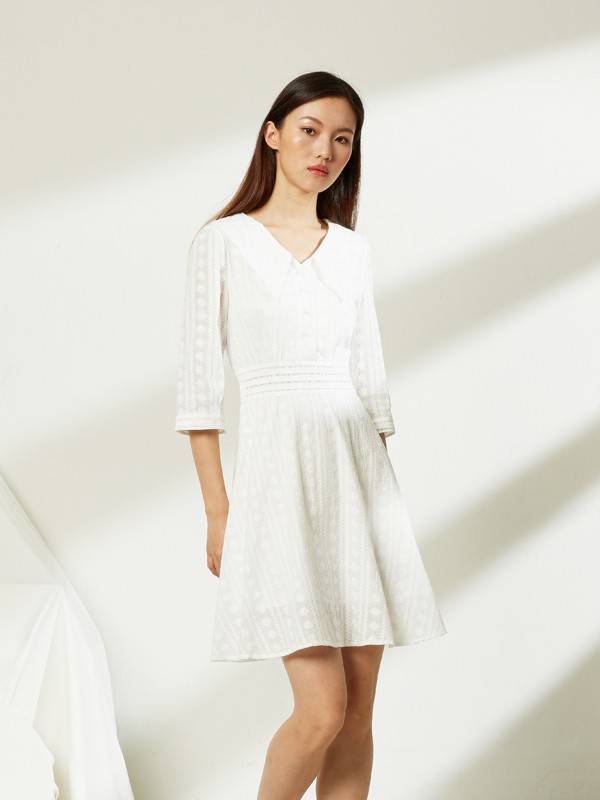 曈行2021春夏季白色纯色连衣裙