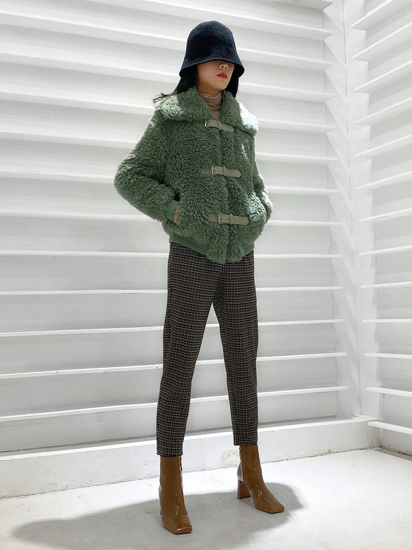 印象主题女装2020秋冬季绿色纯色外套