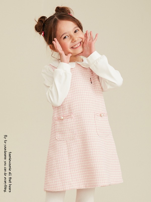 维尼熊2021春夏季粉色纯色连衣裙