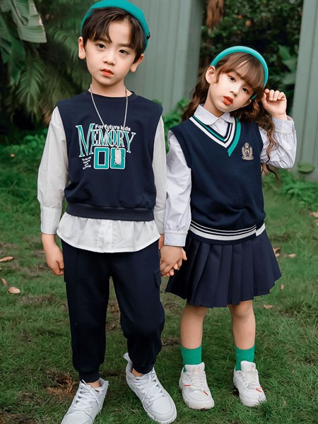 两个小朋友童装2021春夏季藏蓝色纯色短裙