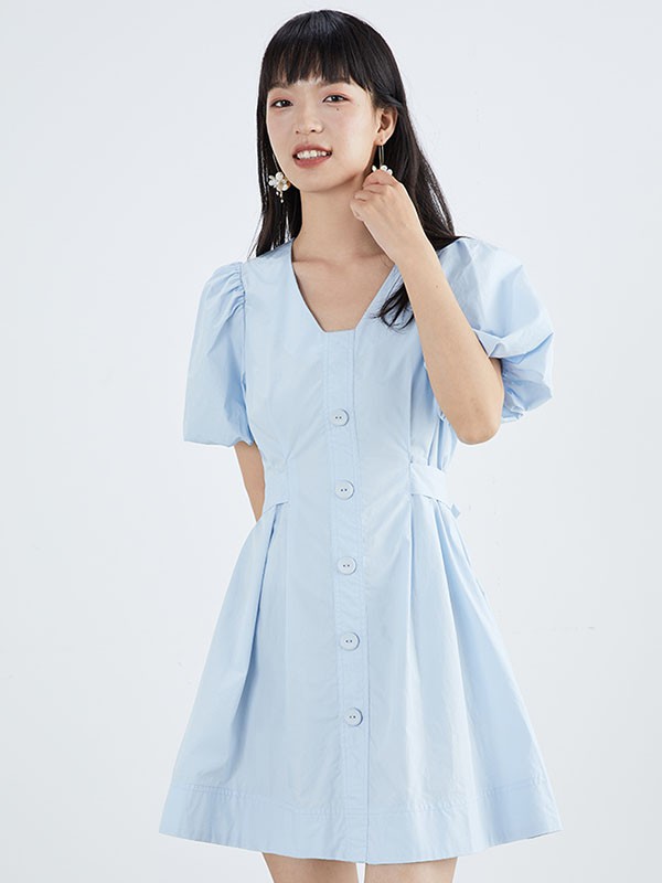 gcrues2021春夏季浅蓝色纯色连衣裙