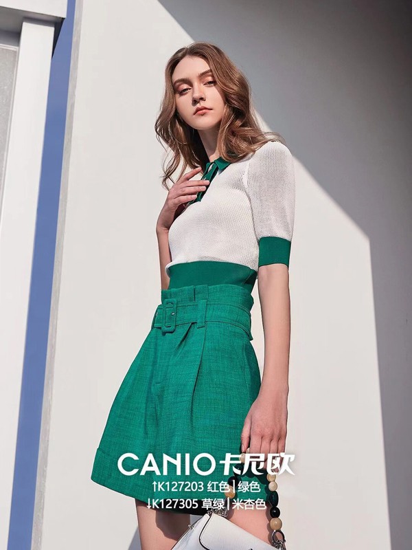 卡尼欧女装2021春夏季绿色纯色短裤