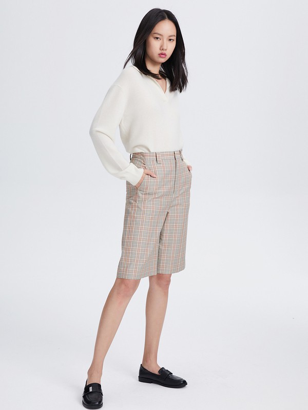 鄂尔多斯女装2021春夏季米色格子短裤