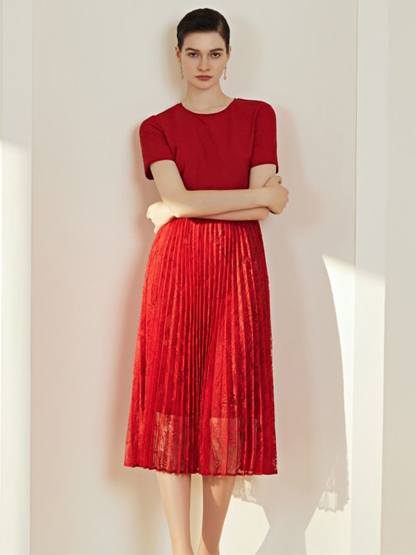 奥菲曼女装2021春夏季红色纯色连衣裙