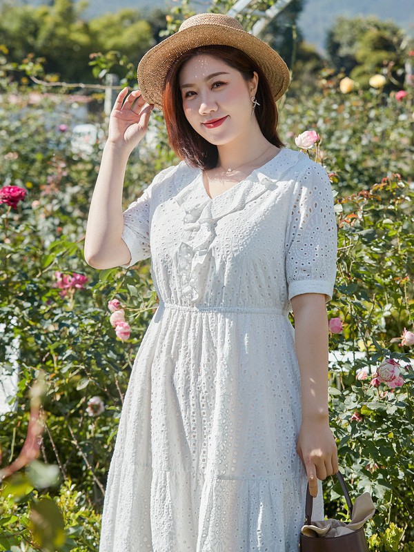 纤莉秀2021春夏季白色纯色连衣裙