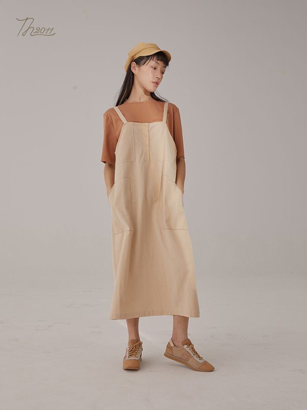 TH2011女装2021春夏季米色长款吊带裙