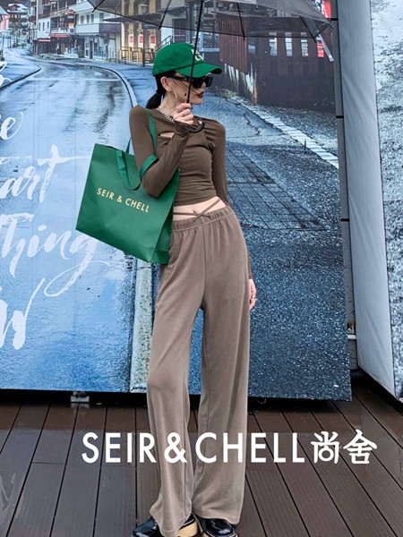 点击查看下一张尚舍女装图片