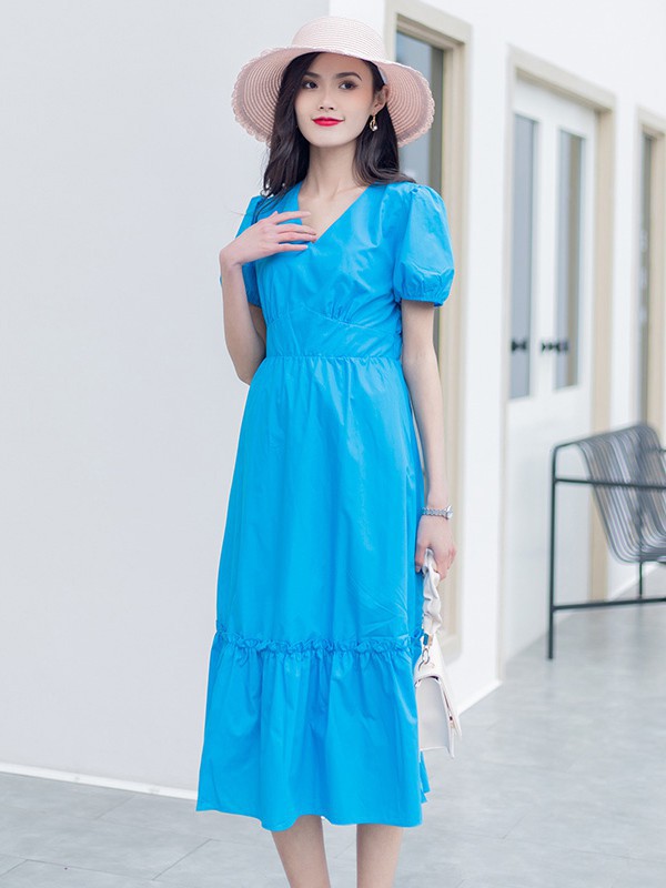 美丽衣橱女装2021春夏季蓝色纯色连衣裙