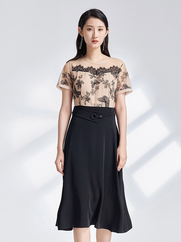 杨门女装2021春夏季黑色纯色半身裙
