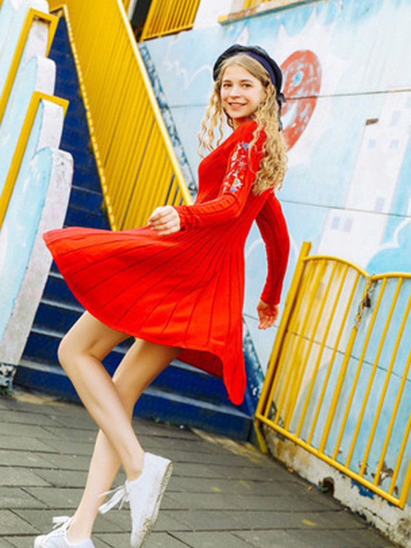 天使之城女装2022秋冬季红色连衣裙