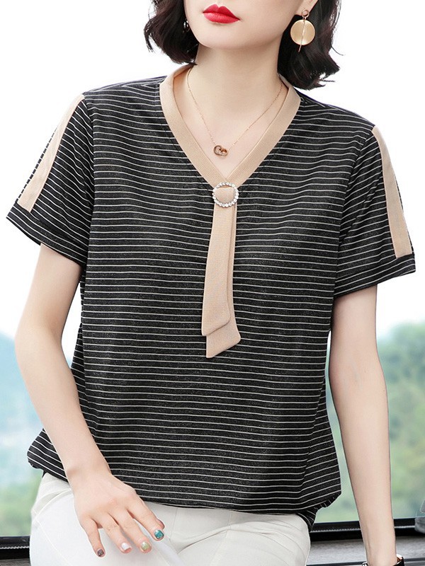 伽依妩女装2022春夏季黑色T恤