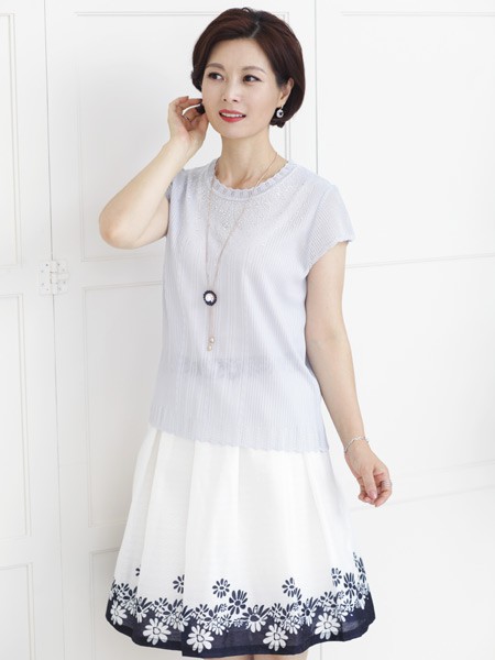 相夫益子女装2022春夏季白色连衣裙